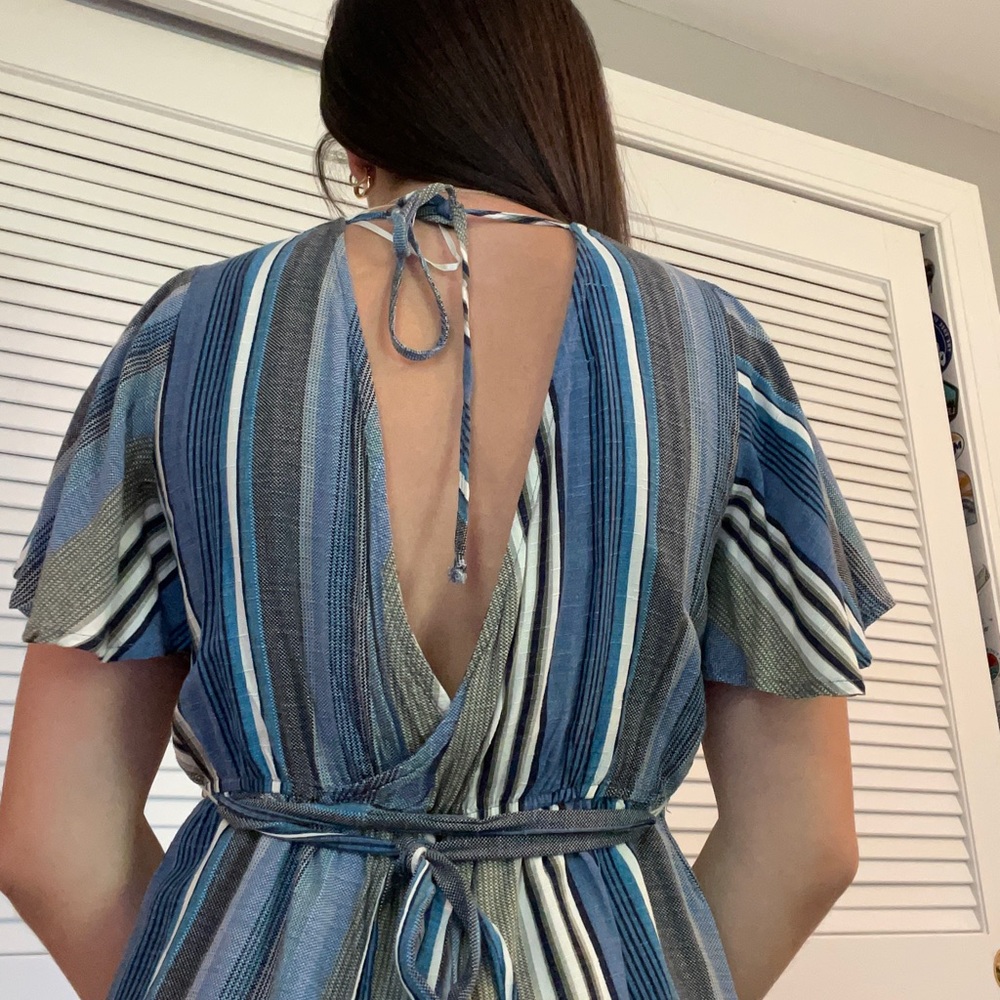 Gorgeous romper - Picture 3 of 4